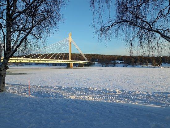 Lumberjack's Candle Bridge